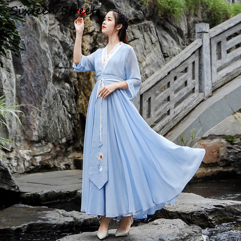 

2021 Female Chiffon Chinese Style Vintage Hanfu V-neck Ankle Sleeve Long Party Dress at Elegant Blue Night Kod4