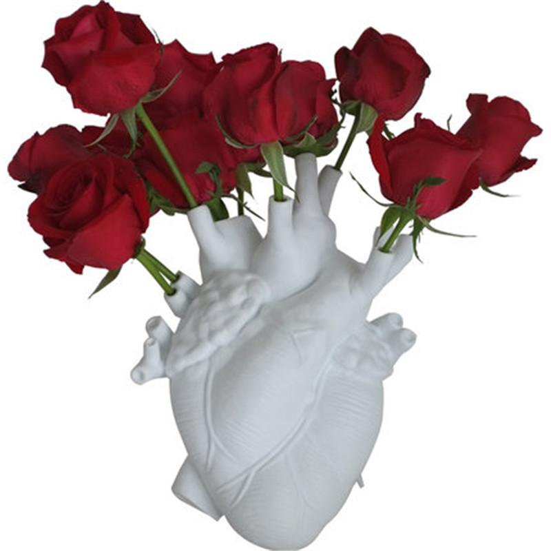 

Italy eramic White Heart Vase Creative Living Room Gold Flowers Cardiac Vase Wall Hanging Home Decor Accessories A1812