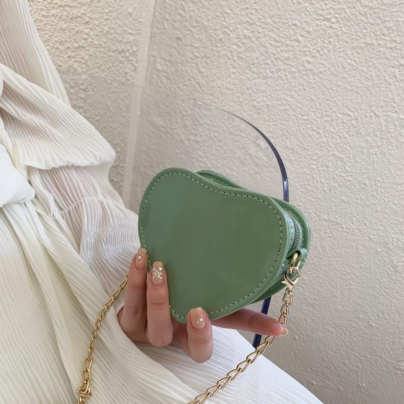

Girly heart-shaped chain shoulder messenger bag
