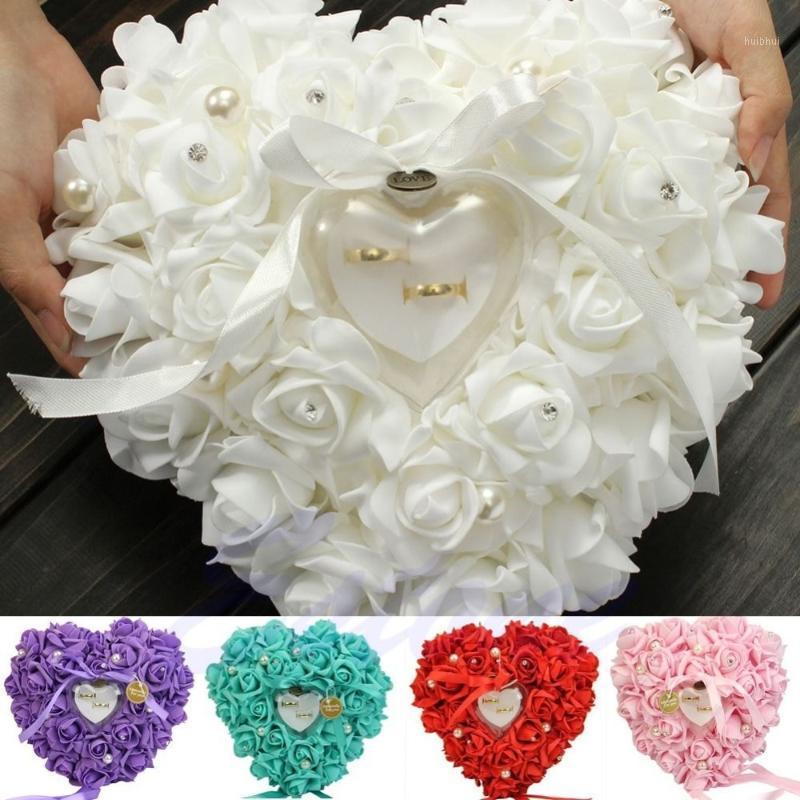 

Elegant Rose Wedding Favors Heart Shaped Design Gift Ring Box Pillow Cushion Wedding Decor Party Supplies For Bridge1