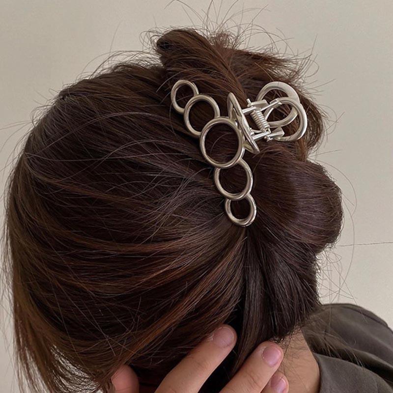 

1Pcs Simple Geometric Hollow Alloy Five Circle Hair Claw Clamps Retro Hair Crab For Female Headwear Large Styling Clips