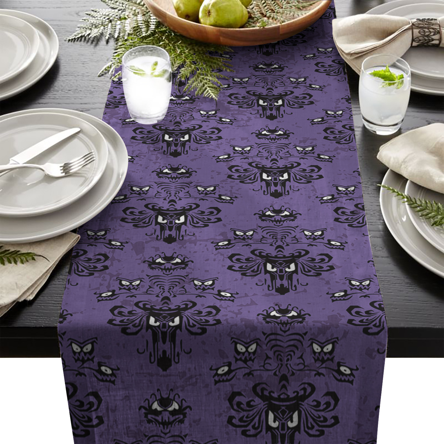 

Beauty Haunted Mansion Table Runners Modern Table Decoration Halloween Dinner Holidays Wedding Party Ghost Face Table Runner Y200421