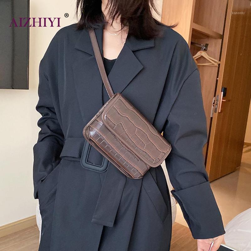 

Crocodile PU Leather Crossbody Bags for Women 2020 Fashion Retro Waist Fanny Pack Female Pure Color Shoulder Chest Bag1, Black