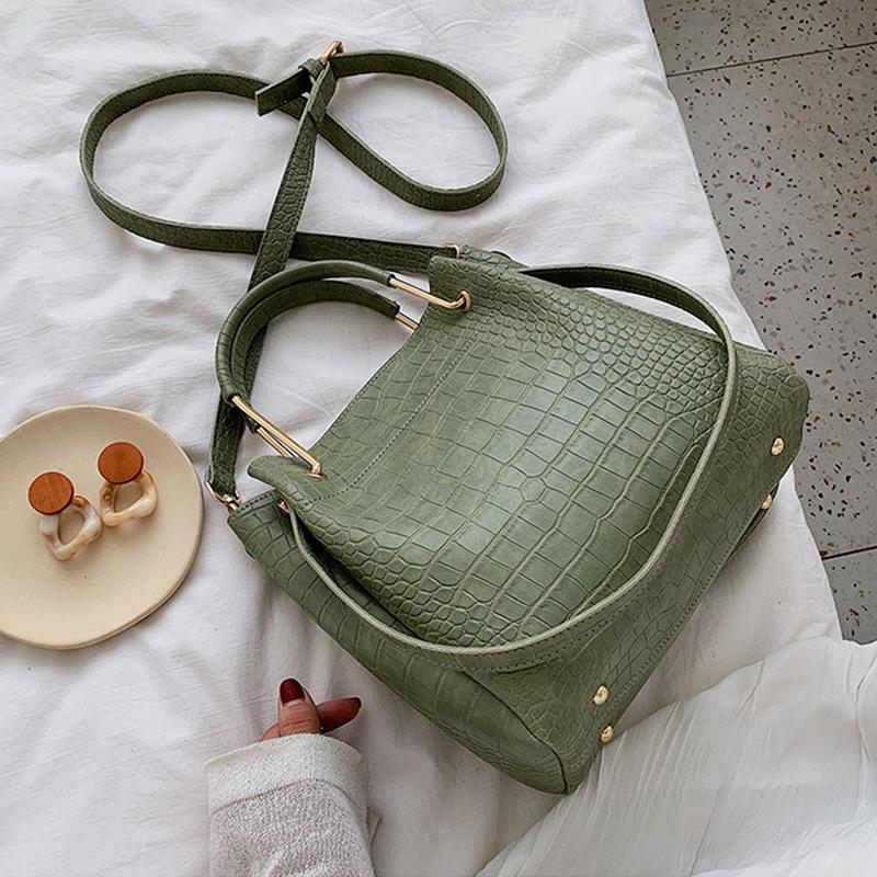 

Vintage PU Leather Bucket Bag for Women Soft Solid Color Shoulder Crossbody Bag Ladies Fashion Shopping Purses and Handbags Sac, Coffee