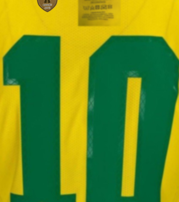 

green new font 20-21, vini jr any name/number, new nameblock with patches provided
