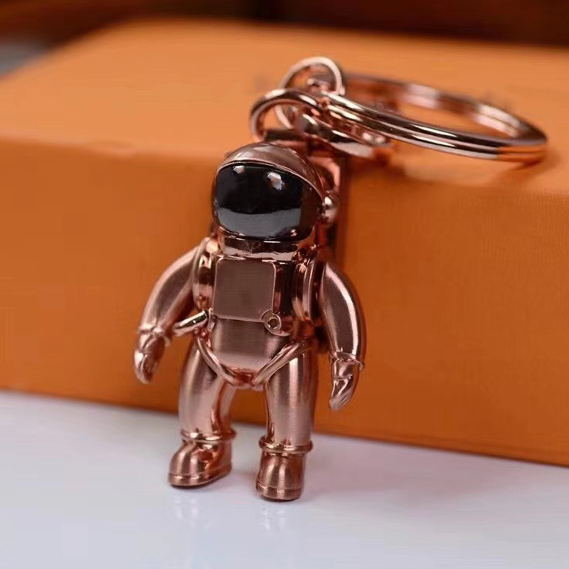 

3color Spaceman Key Chain Accessories Fashion Car Designer Key Chains Accessories Men and Women Pendant Box Packaging Keychains free ship