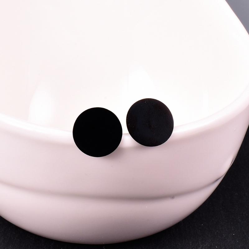 

2020 New Trend Small Black Round Coin Stud Earrings for Women Stainless Steel Couple Earrings With Charms Jewelry Christmas Gift