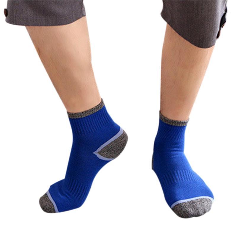 

Men Camping Hiking Cycling Sports Socks Outdoor Socks Breathable Running Bike Short Free Size1, Black