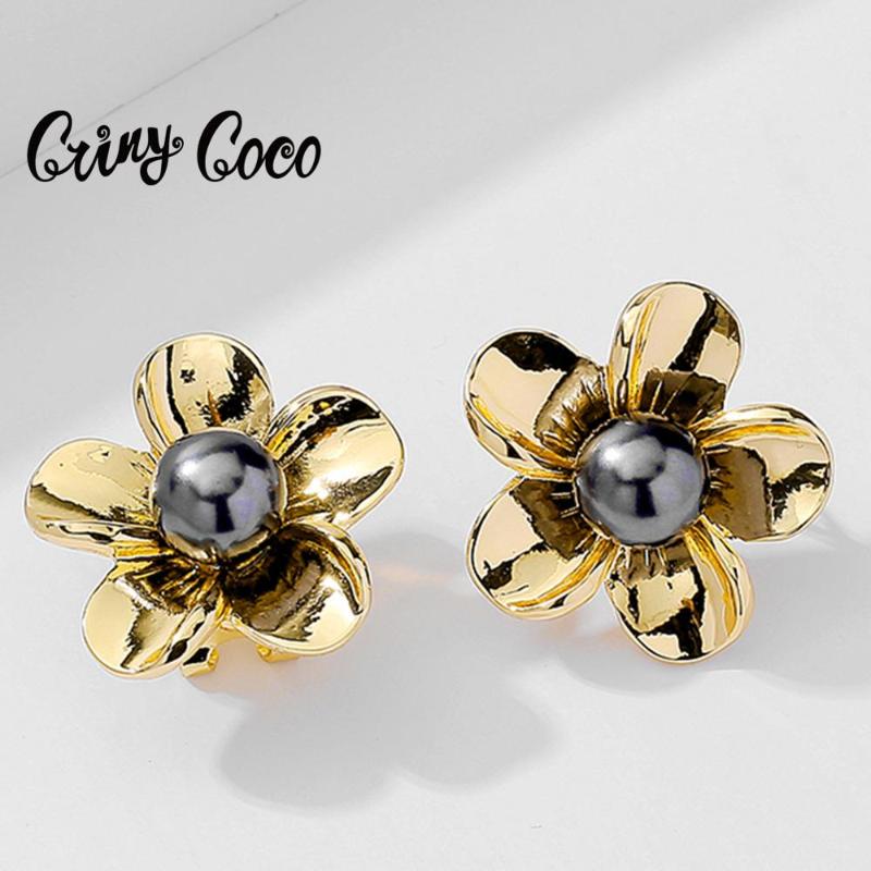 

Cring Coco Female Hawaiian Pearl Plumeria Stud Earrings 2020 Fashion Wedding Gold Color Studs Statement Flower Earring for Women