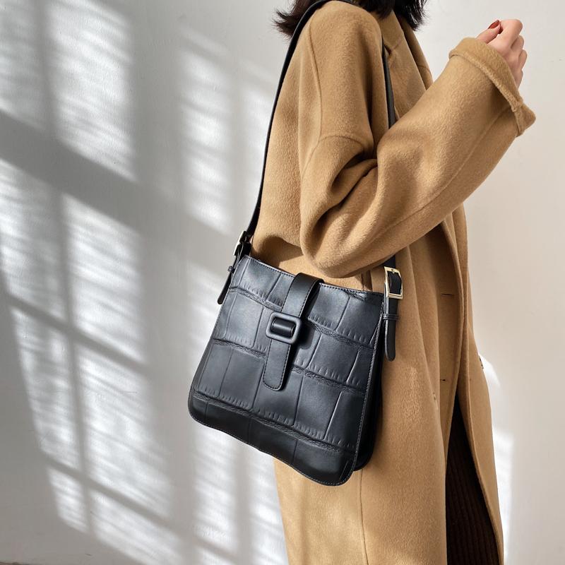 

Stone Pattern Retro Ladies Shoulder Bag 2021 Simple Large-capacity PU Leather Shopper Bags Casual Women Crossbody Bag Black, Beige