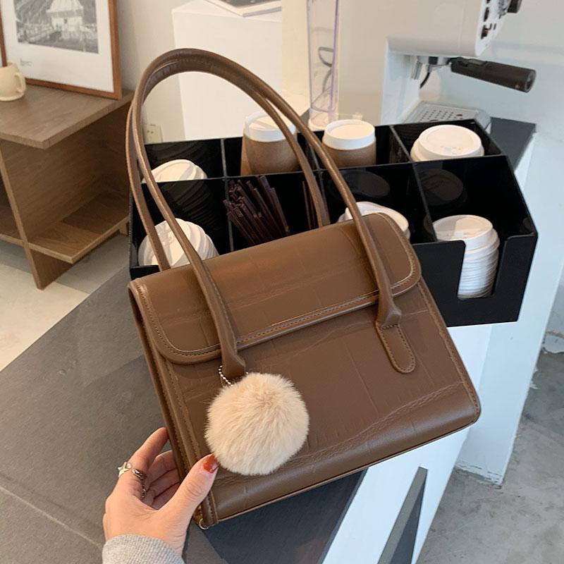 

Niche Design High-end Western Style Handbags New Fashion Fashionable Shoulder Bag Portable Underarm Bag Square Width: 25cm, Black
