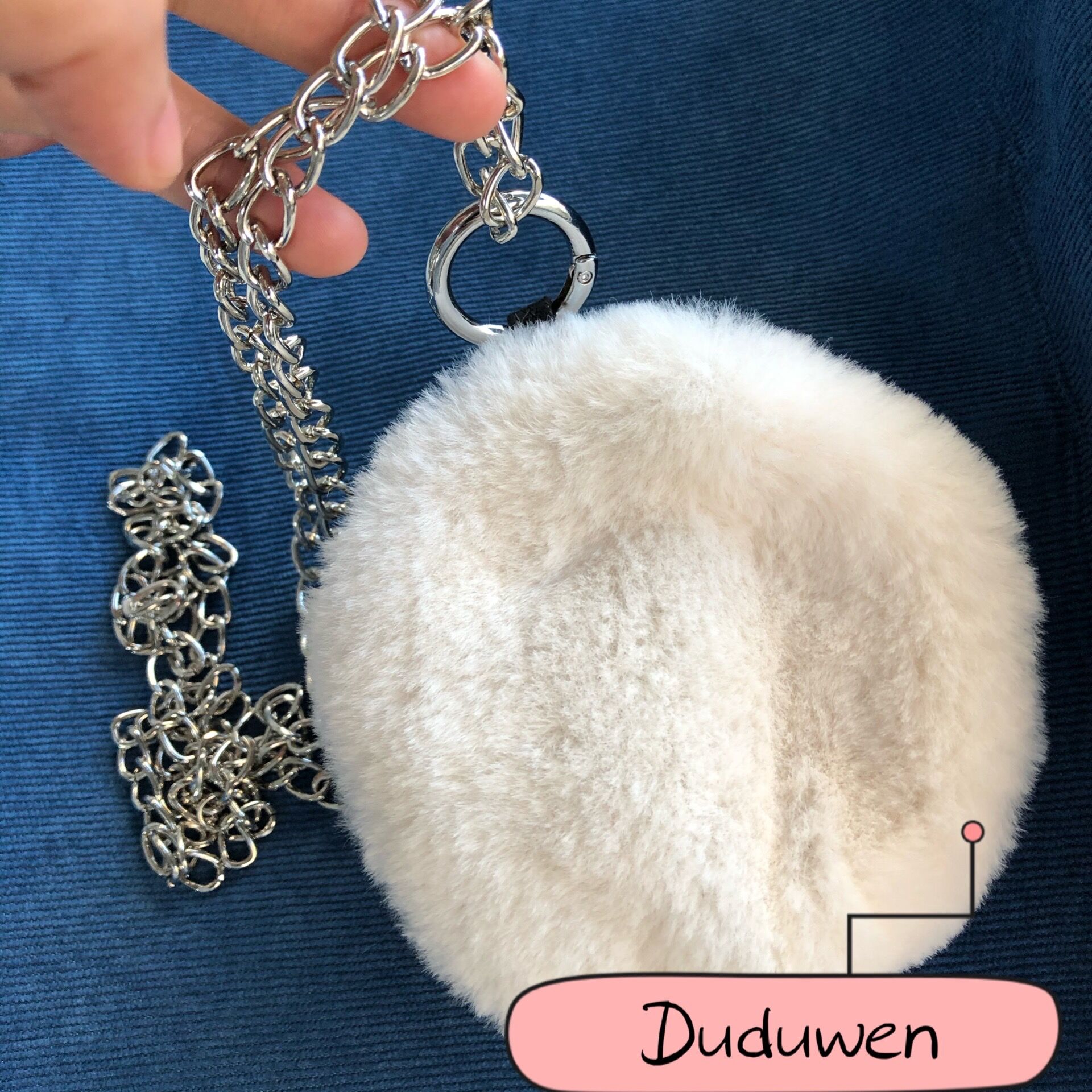 

New circle C makeup fur storage zipper bag coin purse for bag pendant Cosmetic Storage Case with chain fashion C collection, Blue;pink