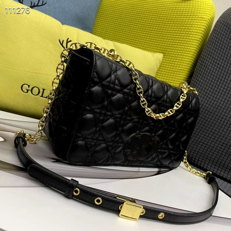

2021 luxurys designers new women's fashion handbag shoulder bag black blue letter embroidered Saddle Bag Girl lady messenger bags waist bags, Original box