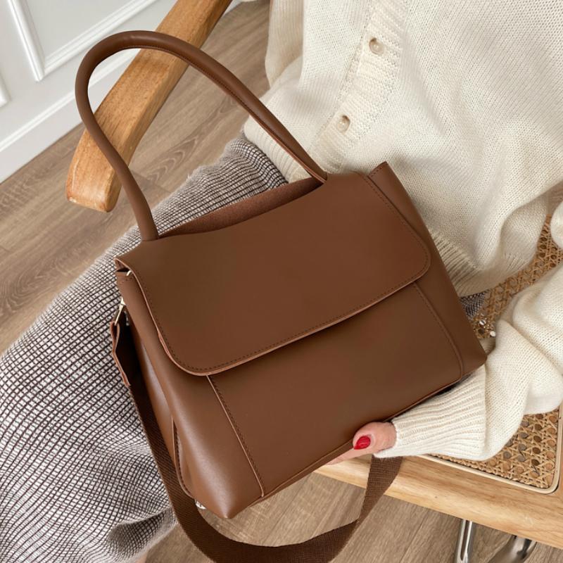 

Winter Large Shoulder Bag Women Travel Bags Leather Pu leather Bag Female Luxury Handbags Women Bags Designer Sac A Main Femme, Black