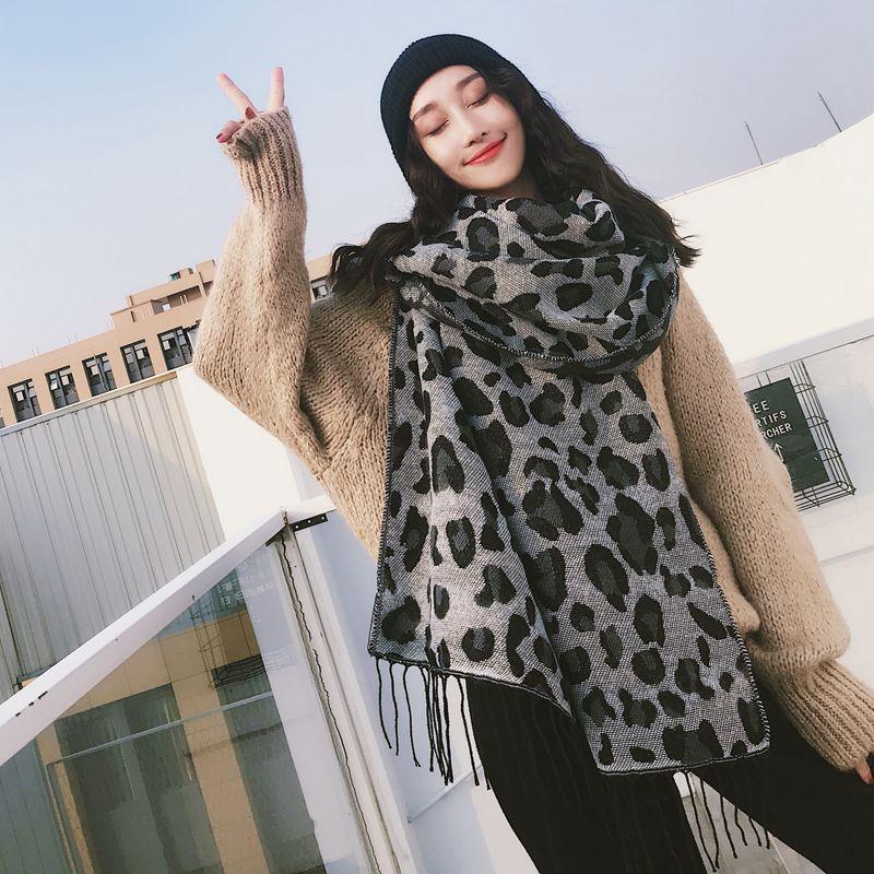 

Autumn and winter new fashion leopard print scarf women warm tassel imitation cashmere shawl