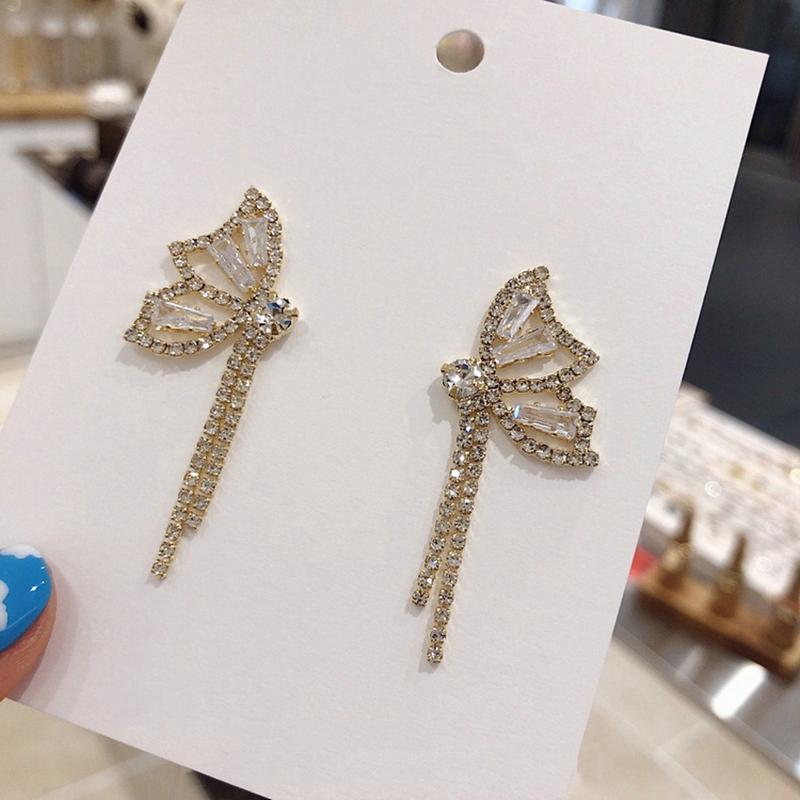 

Dongdaemun of South Korea full of butterfly tassel earrings Hong Kong style personality high sense earrings