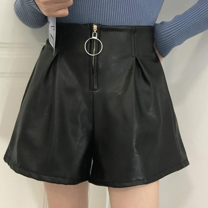 

2020 Autumn Winter PU Leather Shorts Women Fashion Black Loose High Waist Shorts Female Harajuku Wide-leg