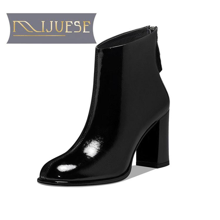 

MLJUESE 2021 women Ankle boots Cow leather Winter short plush Round Toe Zipper Super High heels female boots size 42, Black