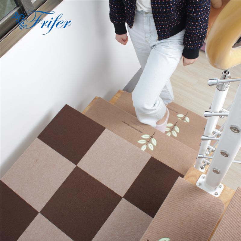 

5Pcs Luminous Self-adhesive Non-slip Floor Staircase Carpets Cartoon Pattern Glow In Dark Stair Treads Protector Mats, 19be