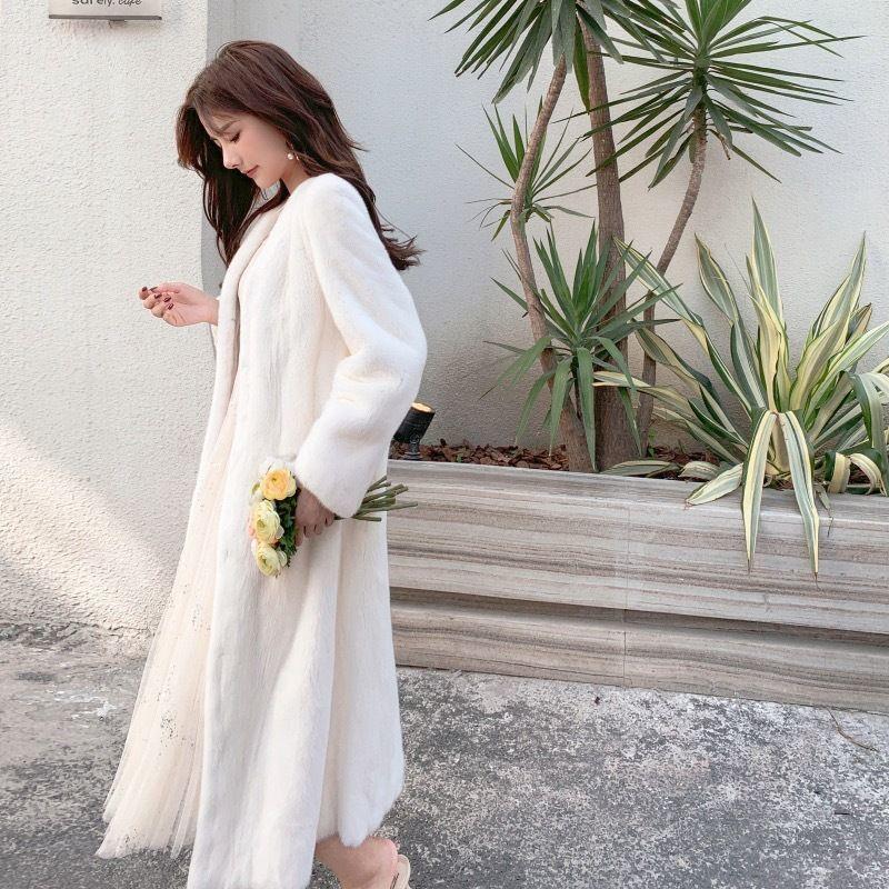 

Women 2020 Winter Fashion Faux Coat Imitation Fur Jacket Female Loose Long Sleeve OverCoat Thick Warm Plush Outwear C13, White