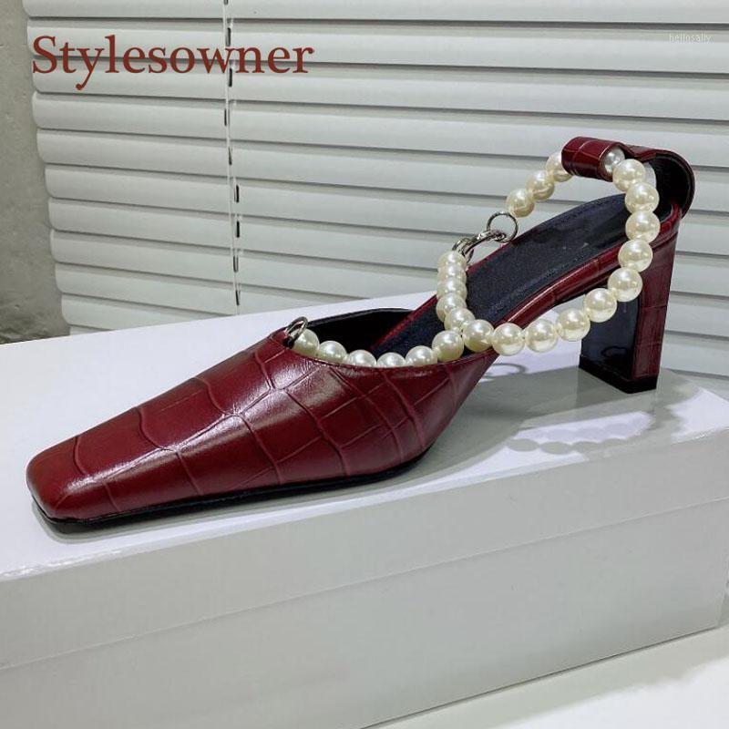 

2021 Retro Square Toe Pearl Chain Ankle Strap Women Pumps Shoes New Spring Party Crocodile Pattern Designer Luxury Sapatos1, Black