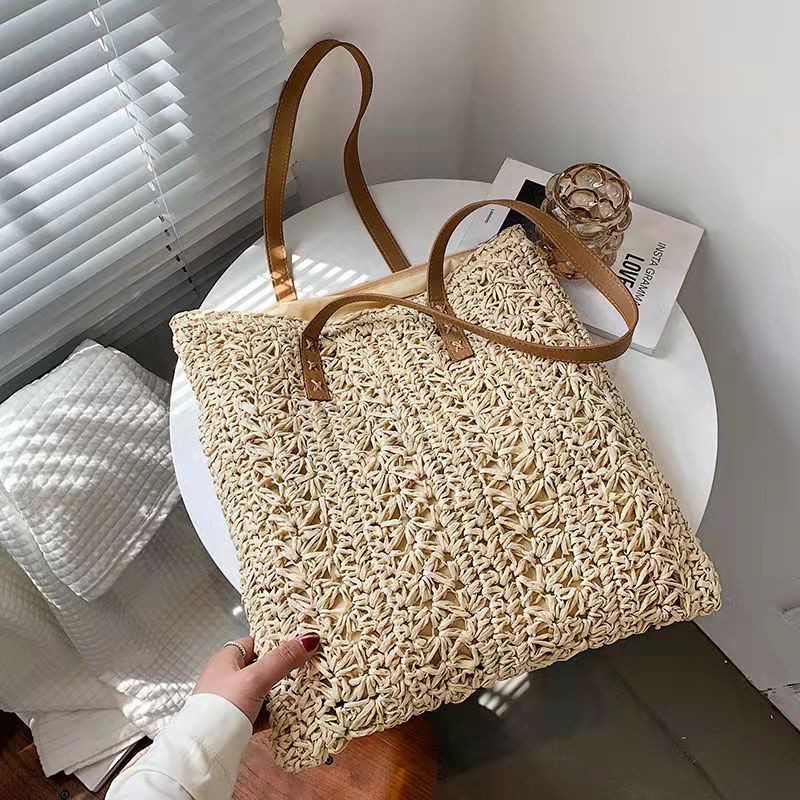 

Fashion Bucket Crossbody Straw Bag Women Designers Bags vacation travel tote Knitting Thread Straw Canvas None Versatile Soft seaside beach handbag Clutch GM Size, Off white