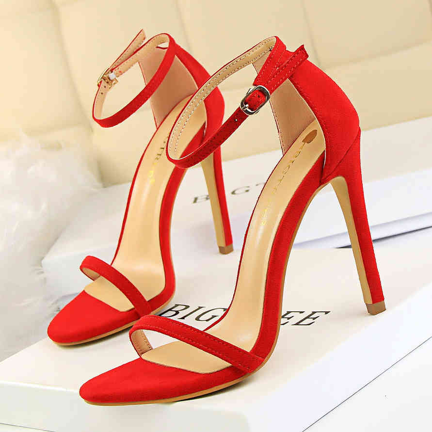 

Sandals Moda sexy sapatos femininos super salto camurça palavra com verão sandálias de chuqing marca moda alta qualidade HGK2, 1# shoe box