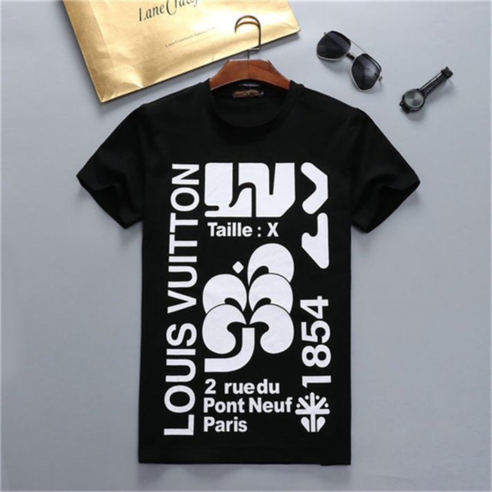 

Fashion Men Designer Play T Shirt High Quanlity Red Heart Shirt Commes Casual Women Shirts Des Badge Garcons Cotton Embroidery Short Sleeve Summer Tee top BN99