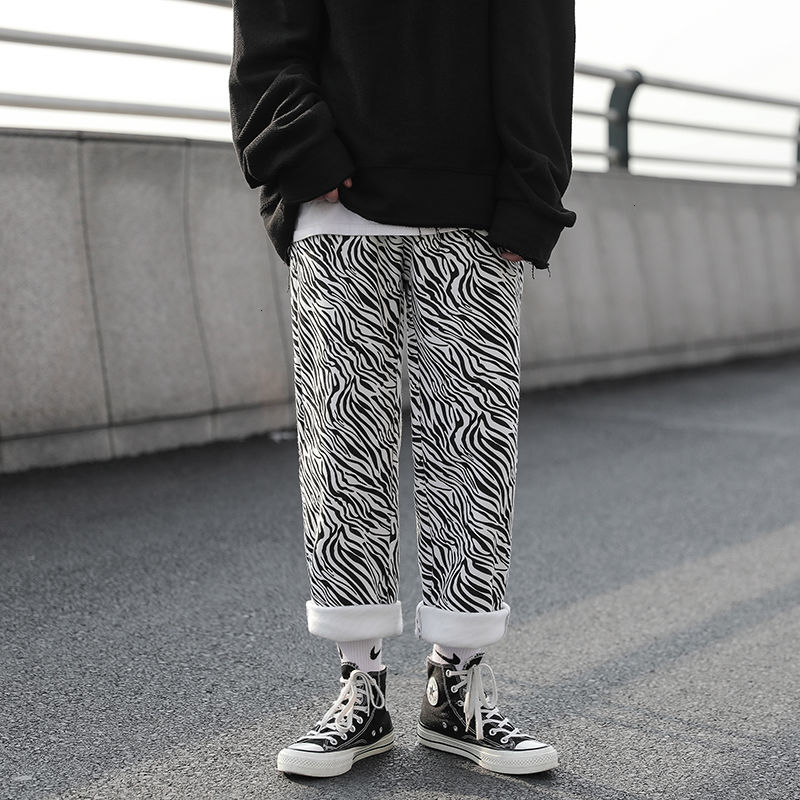 

2021 New Plus Veet Thick Stripe Men's Warm Fashion Casual Men Streetwear Loose Winter Korean Straight Wide-leg Pants Mens 4l41, Gray