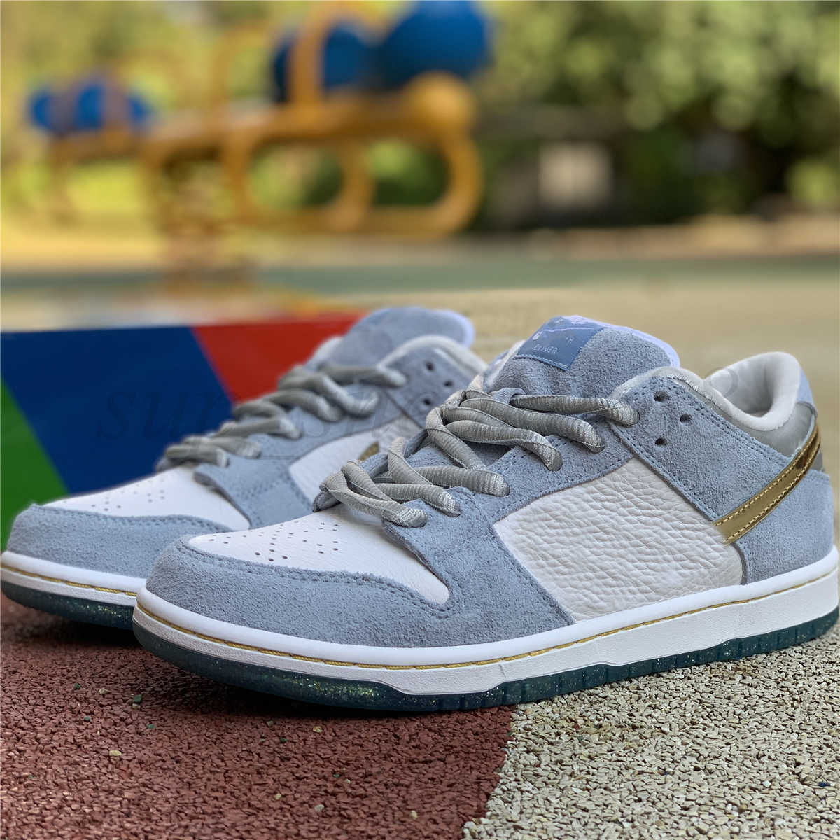 

2021 Sean Cliver x Low Pro QS YY Holiday Special Shoe White Blue Gold women casual shoes Trainers Valentines Day Skate Board Sneakers