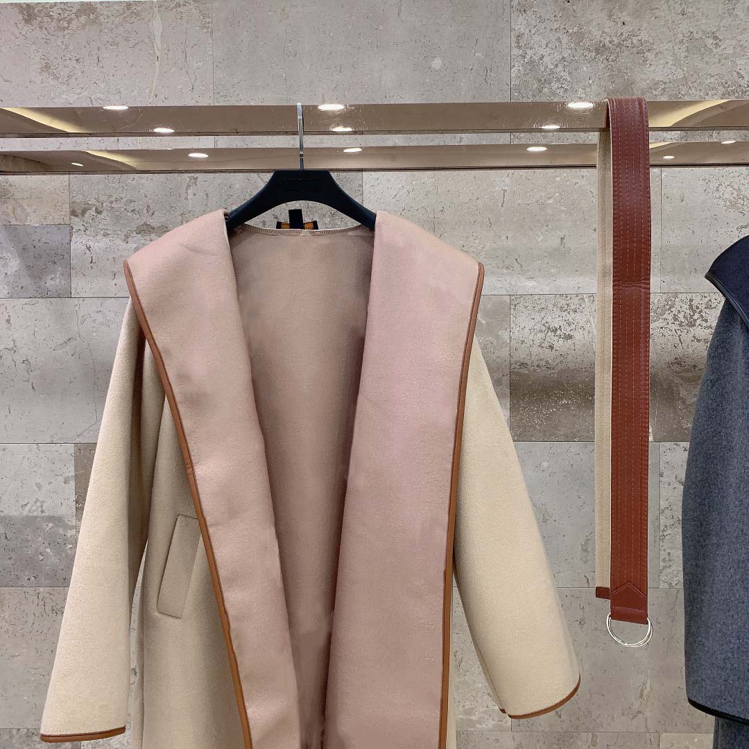 

New Women Jacket Designer Trench Coats Plaid Windbreaker Fashion Hooded Letters Style With Belt Slim Lady Outfit Jackets 2 Colors, Red