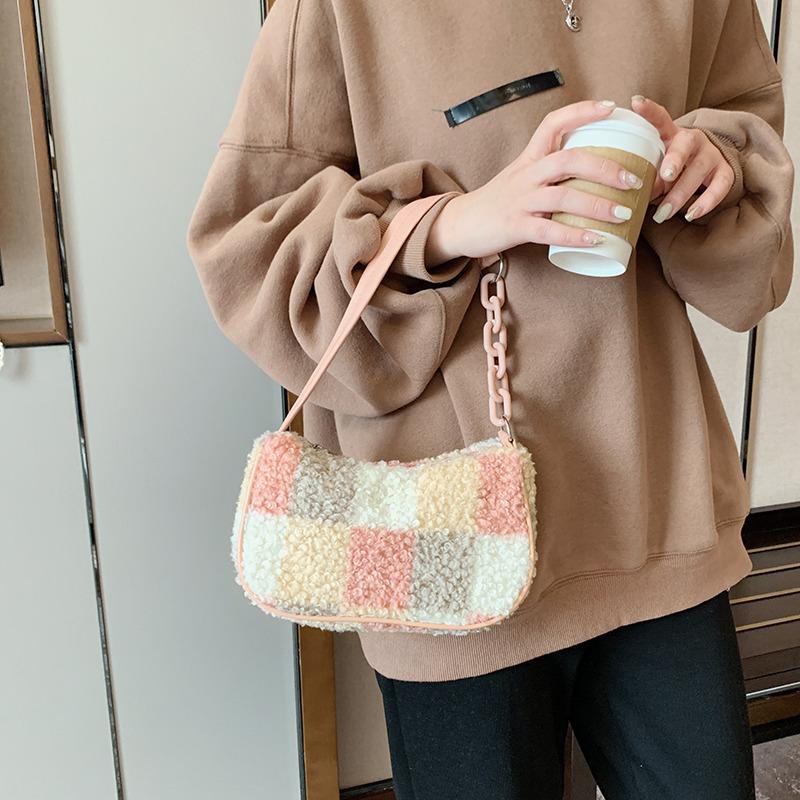 

Plush Bag Women's 2021 New Fashion Net Red Tweed Korean Plush Underarm Bag Contrast Single Shoulder Messenger Faux Fur