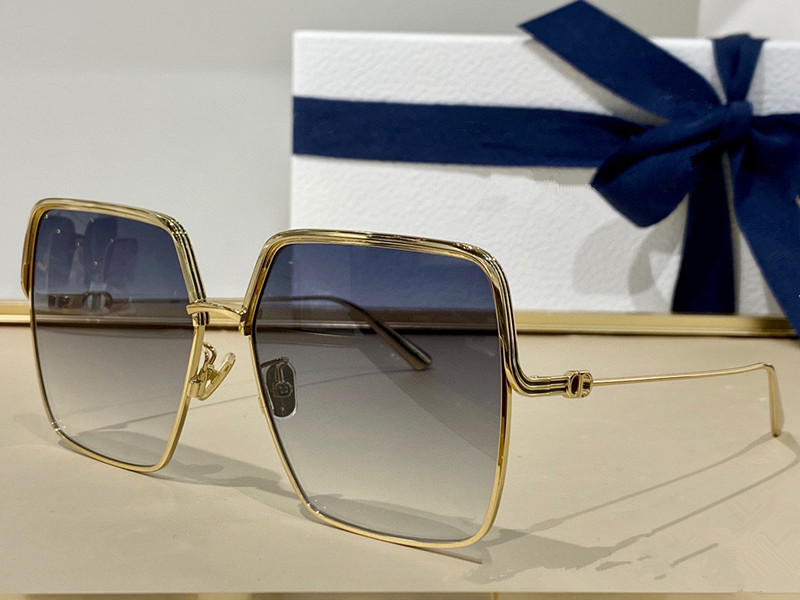 

Sunglasses For Women and Men Summer style S1U Anti-Ultraviolet Retro Plate Square Full frame fashion Eyeglasses Random Box