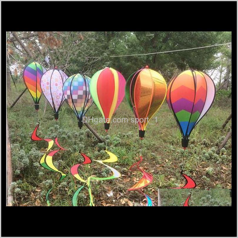 

2020 New Rainbow Stripe Grid Windsock Hot Air Balloon Wind Spinner Garden Yard Outdoor Decoration In Stock Gcuec Kobon