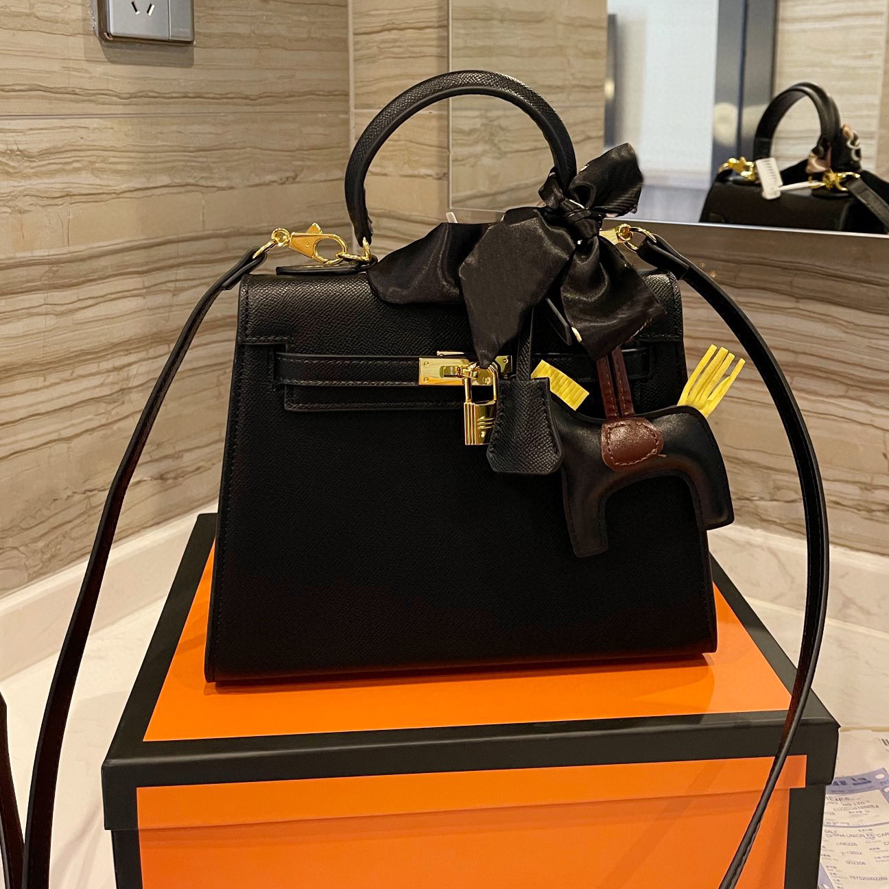 

KellyTotes Lady Bags Lock Fashion Shoulder Shopping Luxury Designer Brand Letter Bags Handbags High Quality Purse Phone Bag Womens Vintage Cross body Pony, No bags