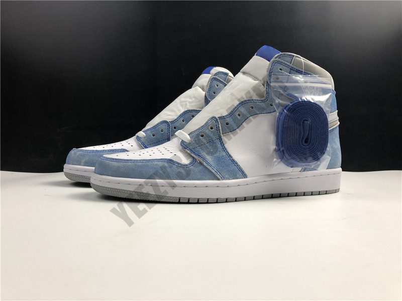 

2021 1 1s Hype Royal high Basketball Shoes Light Smoke Grey-White washed Jumpman Designer With box OG men Athletic Sneakers 555088-402, Hyper royal