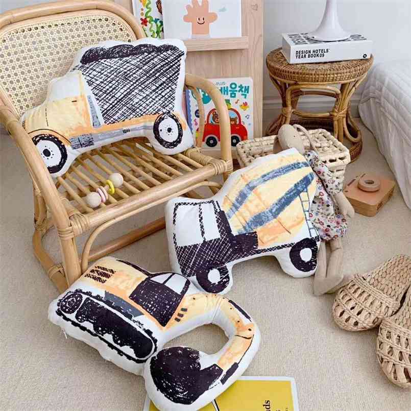 

Lovely Child Throw Pillow Children Room Toy Doll Dinosaur Digger Cement Truck Clown Alpaca Octopus Charlie Pillow 210924