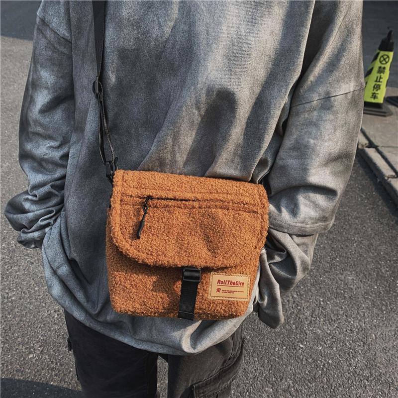

Original Design Cute Lamb Plush Bag Female 2021 Autumn And Winter New Simple Solid Color Ins Fur Single Shoulder Messenger Bag, Black