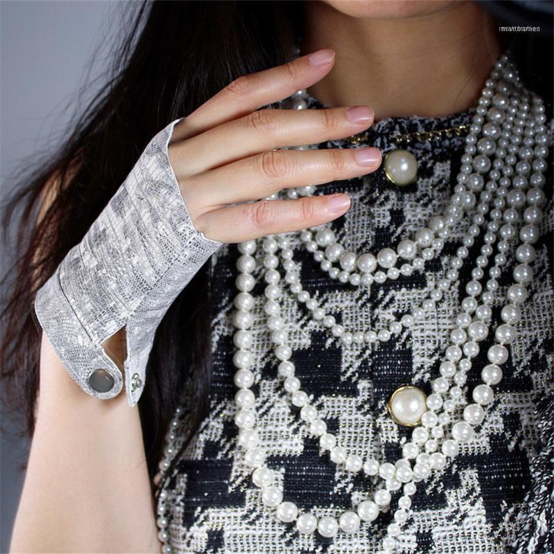 

Ladies Leather Fingerless Gloves 2021 Fashion White Animal Print Pure Sheepskin Half Finger Short Paragraph TB911