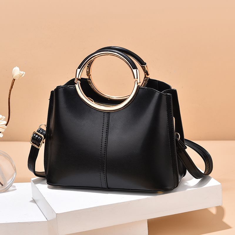 

Fashion Shoulder Bags Lady Handbag Plain Crossbody Bag PU Leather Pocket Women Shopping Purses High Quality Metal Strap Wholesale, Black