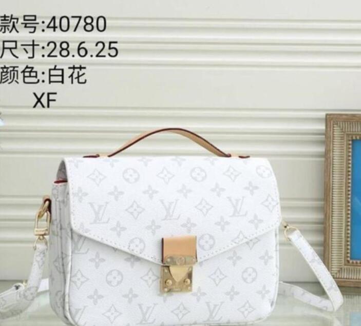 

New Shoulder LV LOUIS VITTON Bag Women Purse Crossbody bag Clutch Messenger Bag 333 women