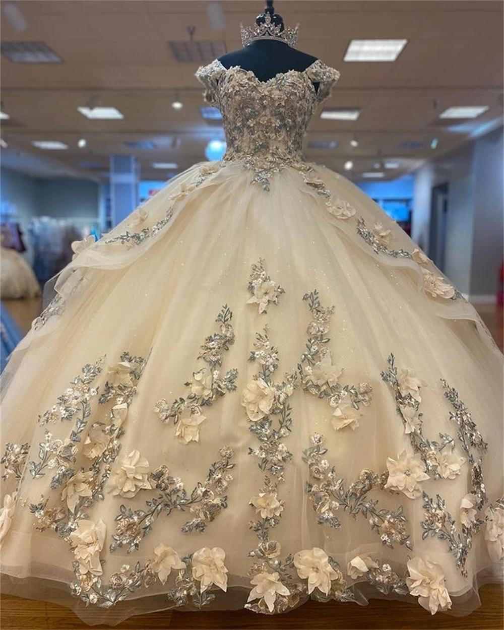 

Champagne Lace Off The Shoulder Quinceanera Dresses Sweet 16 Ball Gown Lace 3D Flower Appliques Illusion Pageant Party Princess