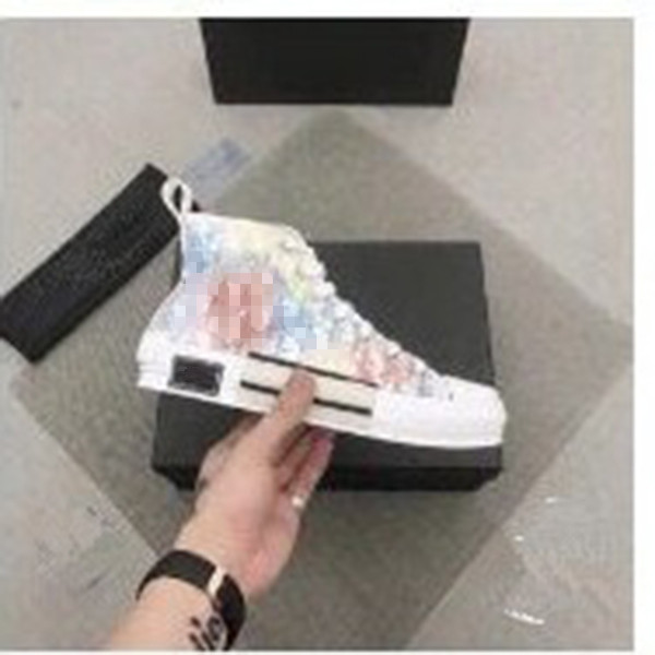 

Design high-top sneakers with stylish classic print zimu men's and women's basketballskateboard shoes size 35-45 mjk001