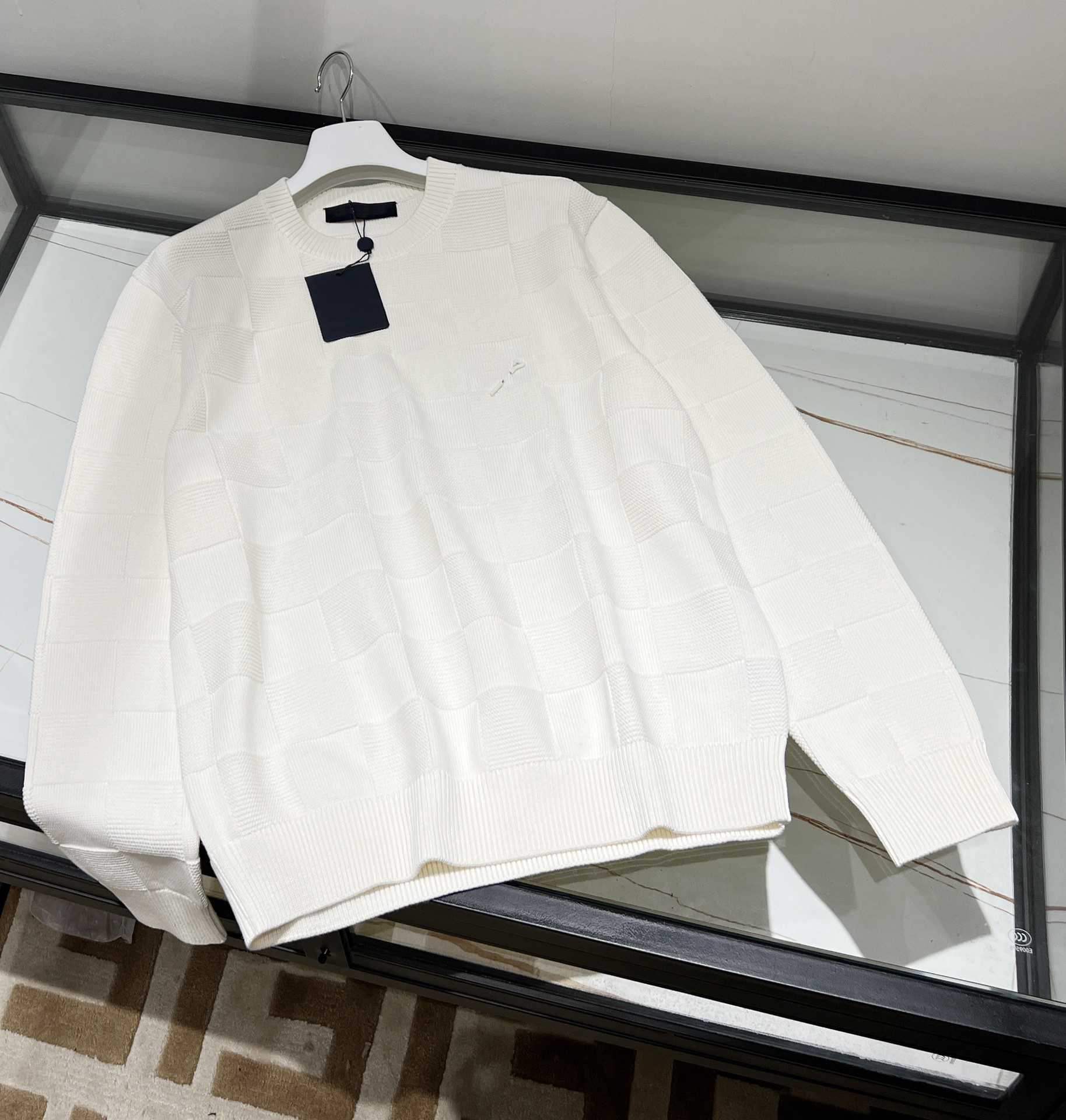 

Autumn and winter fashion brand designer sweaters ~ US size brooch stitching sweater high-quality cotton blended material Jacquard mens luxury white sweaters