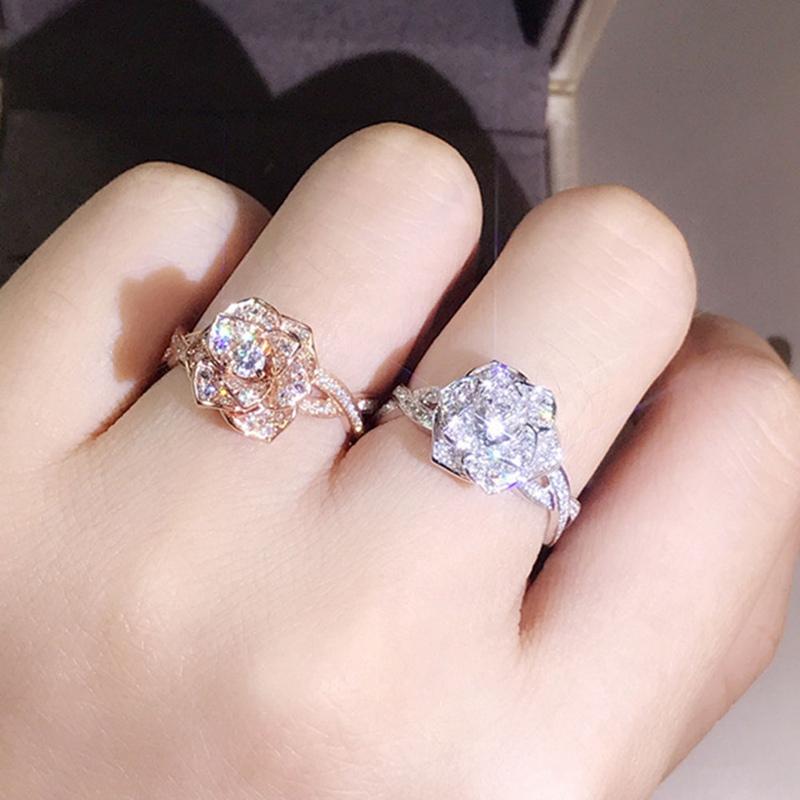 

Wedding Rings Fashion Elegant Women Dazzling Flower Ring CZ Zircon Anniversary High Quality Delicated Crystal Engagement
