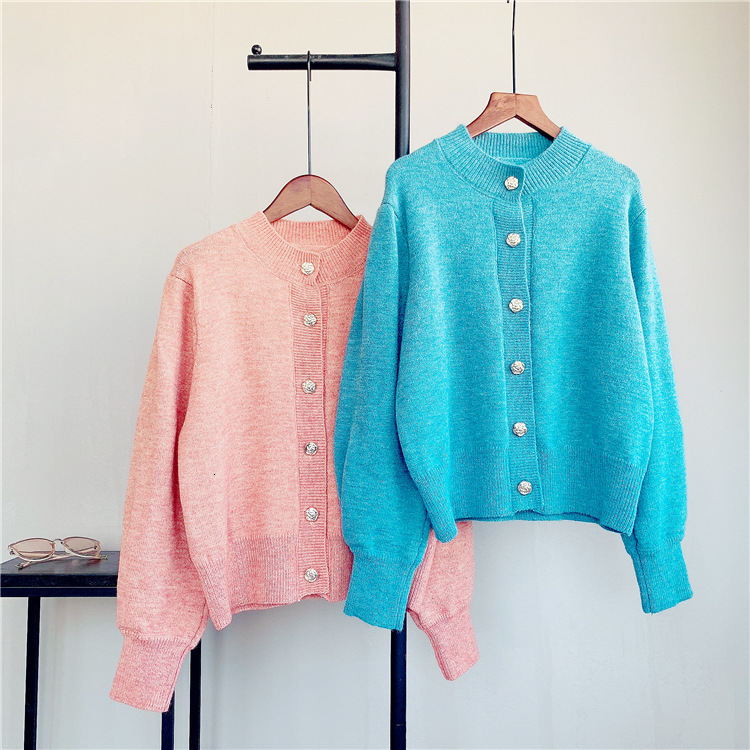 

women's sweaters female long-sleeve round-neck sweater, cleavage on the one, loose sweater with casual style and knitted or crocheted,, White;black