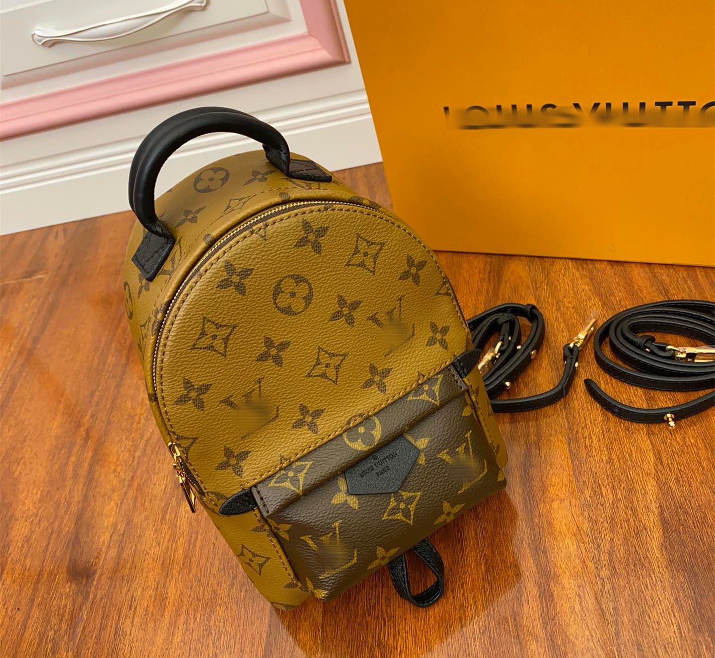 

GGLVLouisVittonYSLVUTTON PALM SPRINGS Mini Backpack Women Designer Shoulder Bags Luxury Travel School Bag Woma, Red;black