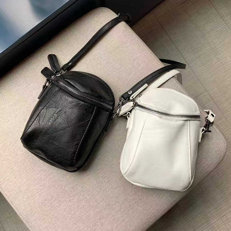 

Shell mobile phone female messenger Mini Bag summer 2021 new popular bag this year high sense of foreign style, White