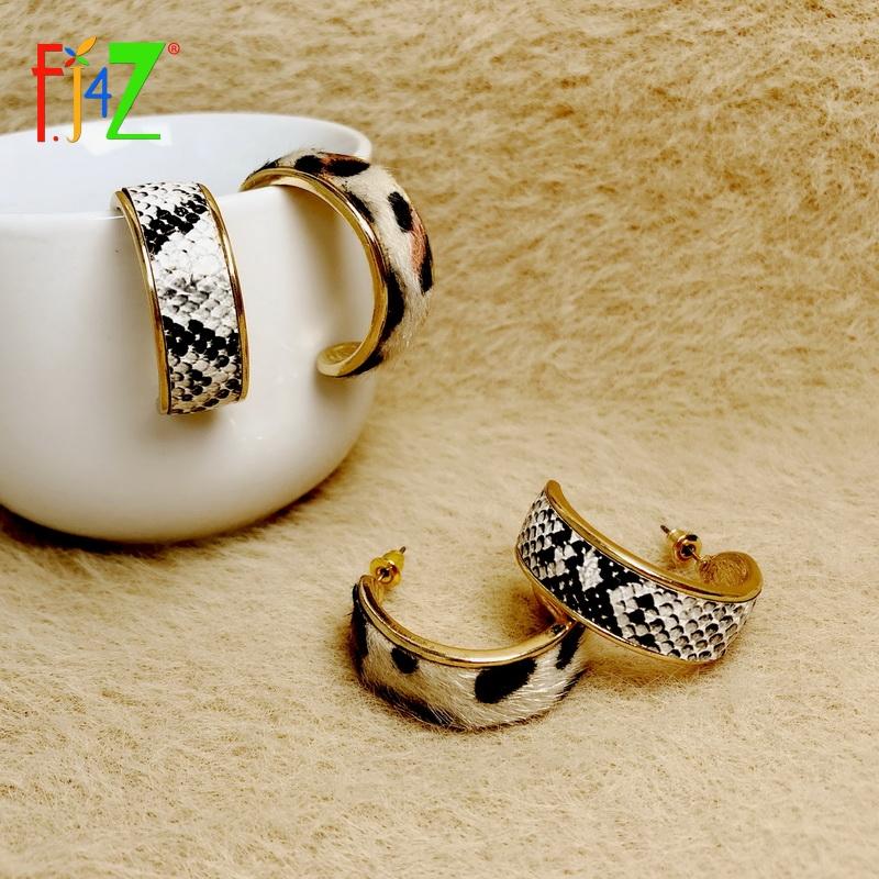 

Hoop & Huggie F.J4Z 2021 Trend Earrings For Women Vintage Africa PU Leather Band Statement Earring Lady Jewelry Dropship