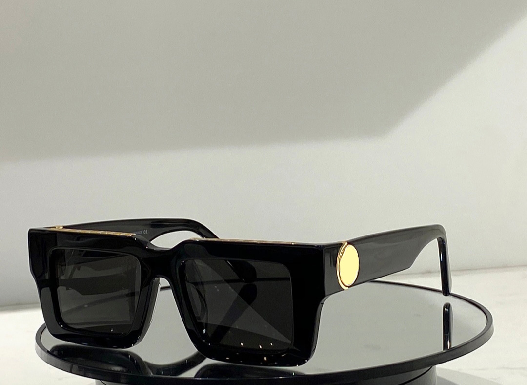 

Luxury Black Square Sunglasses Dark Grey Lens Men Glasses Hip hop Fashion Accessories Sun Shades for Holiday Sport Sunglasses Eyewear with box